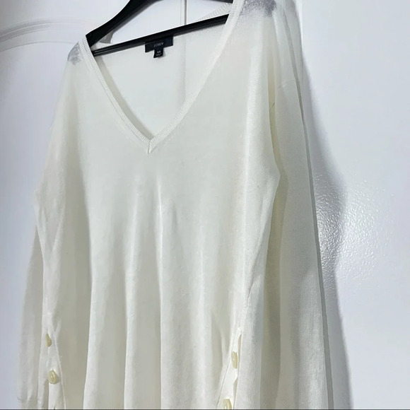 J Crew White Linen Blend V Neck Long Sleeves Side Buttons Sweater size XS - Picture 6 of 8